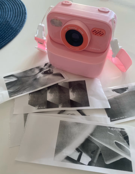 Kids Instant Print Camera with 32GB & Paper Rolls